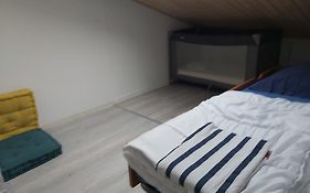 Maisonnette à deux pas de la plage dans résidence calme
